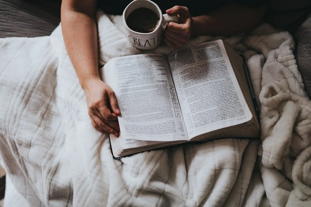 8 Hopeful Bible Verses About Fear: Conquer Your Worries